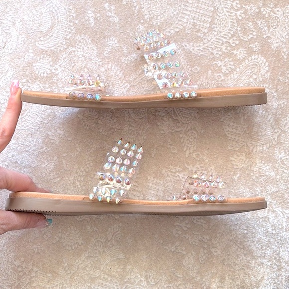 Brand New Steve Madden Blizie Sandals Clear Iridescent Multicolored Studs Spikes - Picture 4 of 15